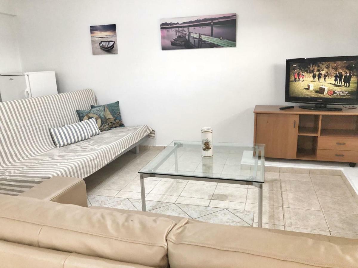 Renovated Apt Close To Beach Wifi Ac 阿纳维索斯 外观 照片