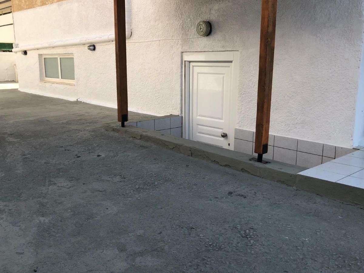 Renovated Apt Close To Beach Wifi Ac 阿纳维索斯 外观 照片